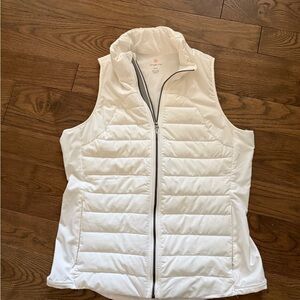 Tangerine Women's Ivory Quilted Vest